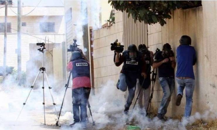 نقابة الصحفيين تحذر من ارتفاع انتهاكات الاحتلال بحق الصحفيين