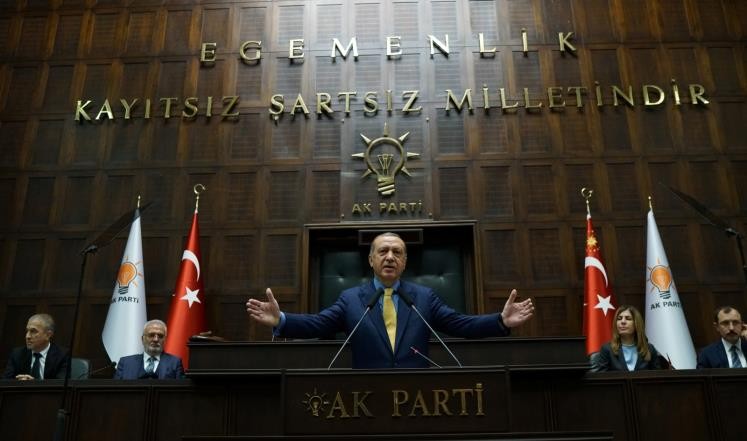 أردوغان للغرب: تسليم الانقلابيين شرط لتبادل المطلوبين