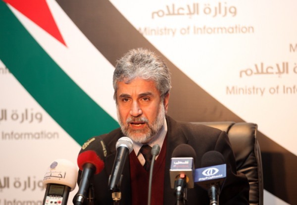 السفير خليفة يقدم اوراق اعتماده للرئيس البولندي