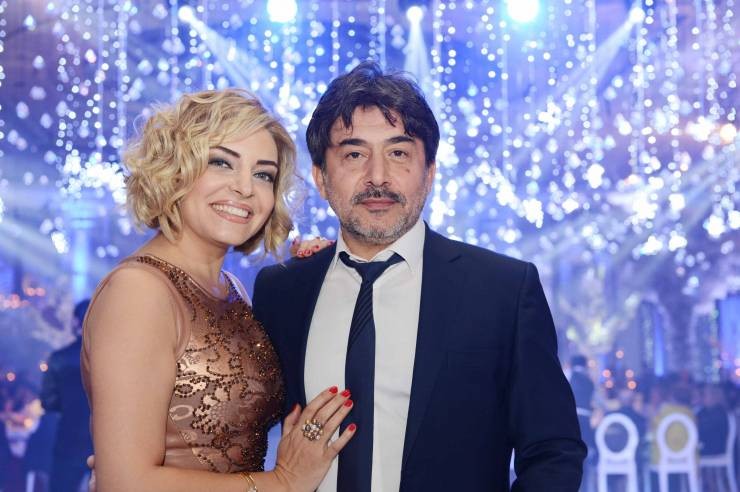  زوجة عابد فهد تضعه بموقف محرج عرضه للسخرية!