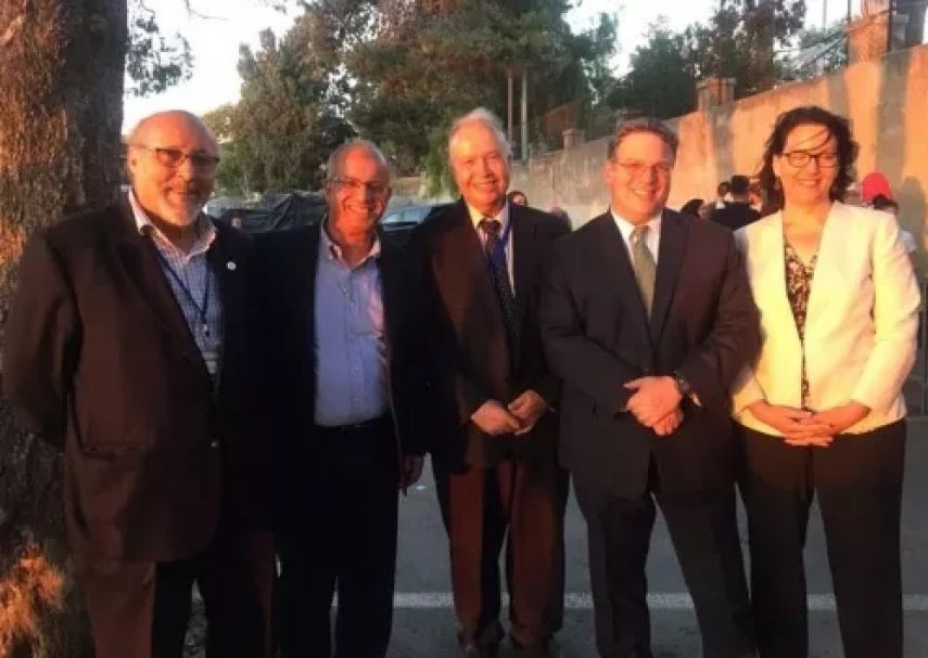 على هامش مأدبة الإفطار 
