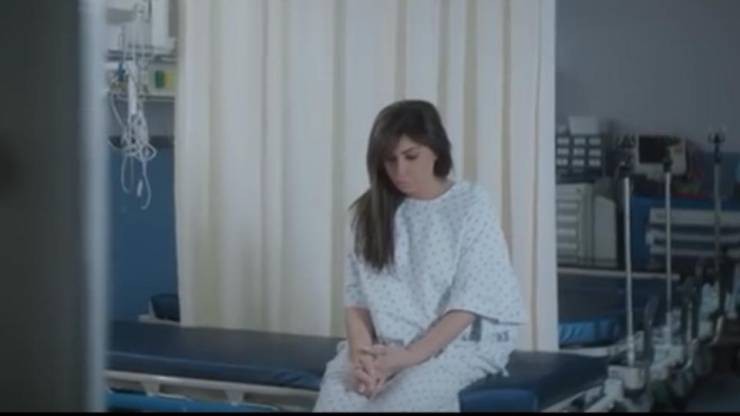 الفنانة : 'إليسا' تكشف إصابتها بسرطان الثدي